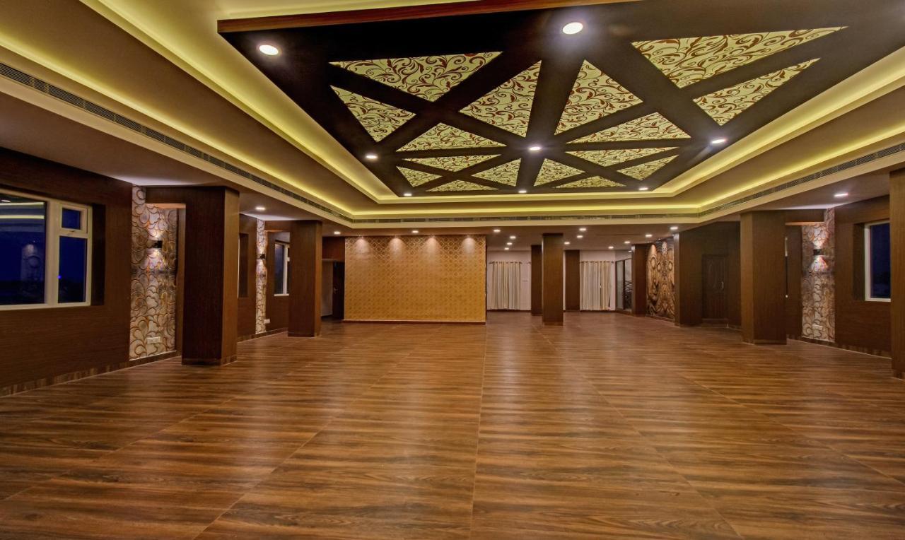 Treebo Trend Palm Tree Hotel Chennai Exterior foto